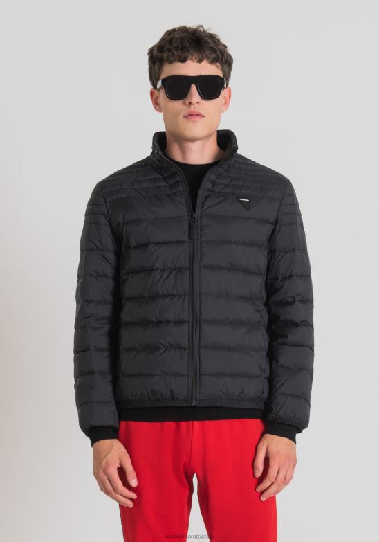 4R2JF10 ropa hombres Antony Morato negro chaqueta ajustada con acolchado ecológico sorona aura