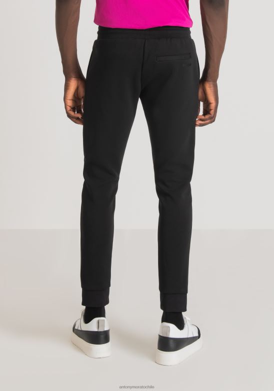 4R2JF238 ropa hombres Antony Morato negro Pantalón super slim fit en tejido de mezcla de algodón con contraste en nailon shioze