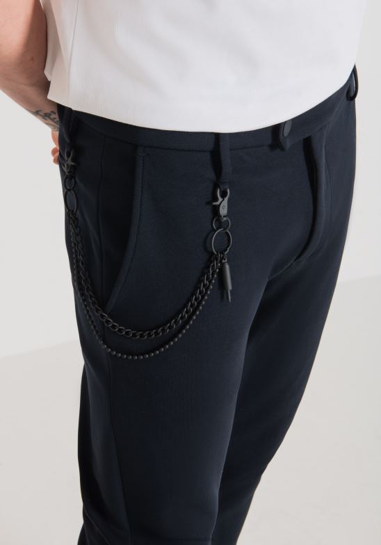 4R2JF257 ropa hombres Antony Morato tinta azul Pantalones deportivos ajustados en mezcla de algodón con cierre de botón y bajo elástico