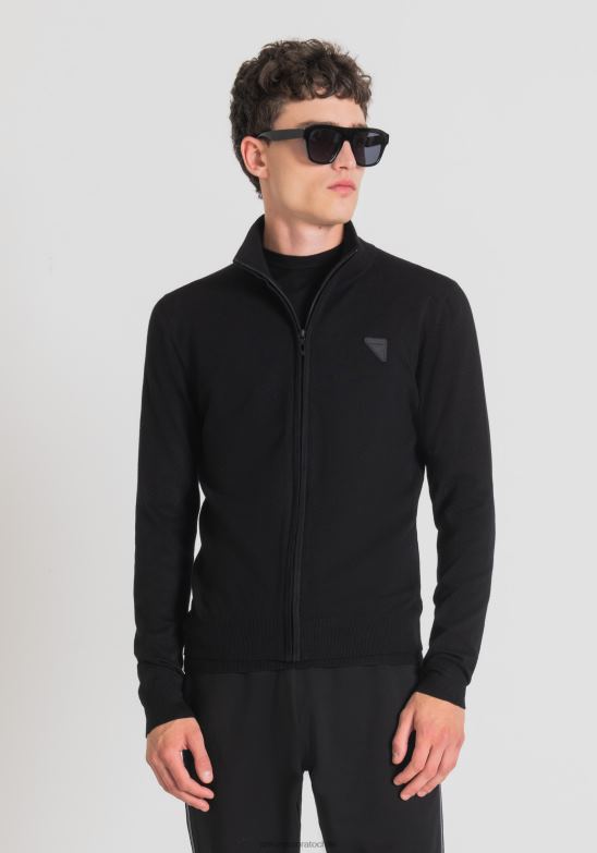 4R2JF95 ropa hombres Antony Morato negro Jersey de cuello alto con cremallera de hilo de viscosa rasurada elástica con parche con logotipo